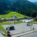 Hotell Serena - Tre Cime Views 2*