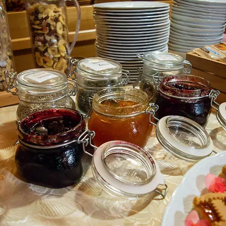 Serena - Tre Cime Views